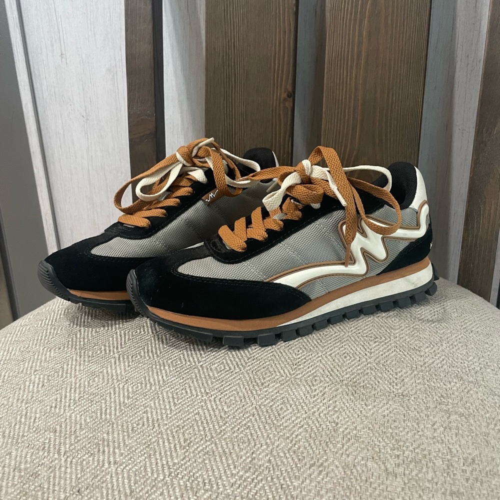 Marc Jacob’s Black/Gray/Gold trainer